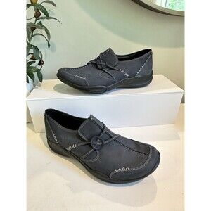 Clarks Wave Walk Gray Nubuck Leather Slip-On Comfort Walking Shoes Women’s 7.5M
